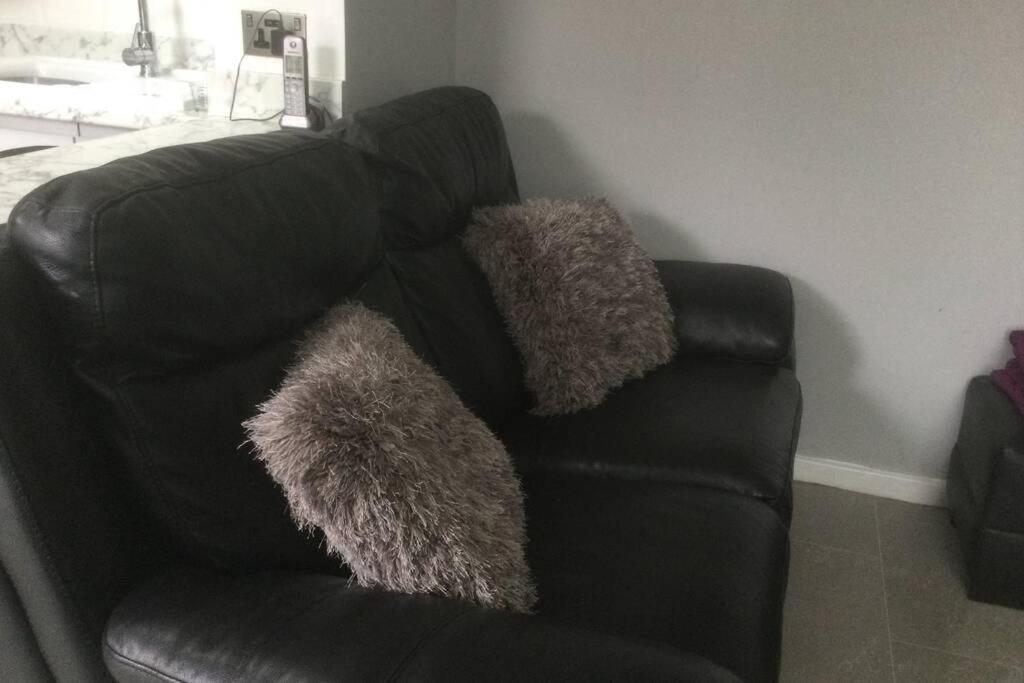 Leafy Lytham Central Lovely Ground Floor 1 Bedroom Apartment With Private Garden In Lytham Dog Friendly Літам-Сент-Еннс Екстер'єр фото